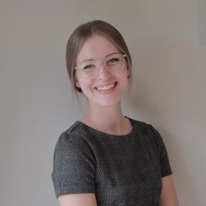 Meet your Posher, Abigail